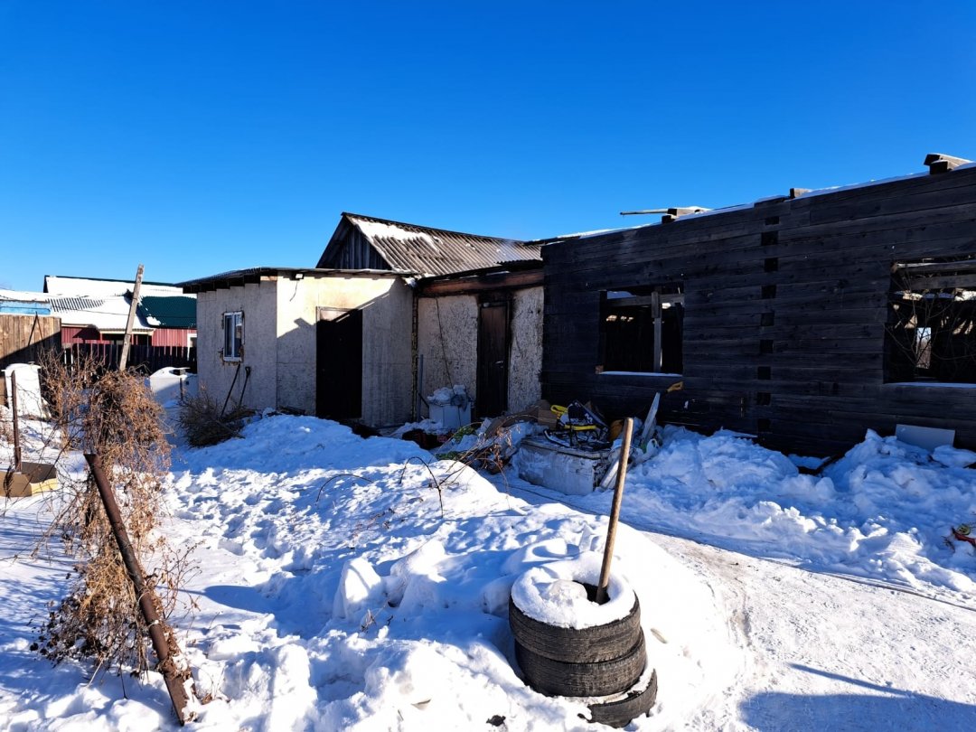 Семья в Смидовичском районе из-за замыкания электропроводки едва не лишилась дома